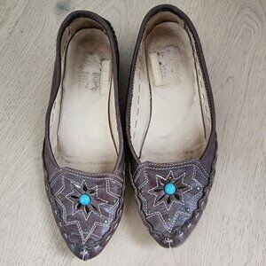 Browns size 7 brown leather moccasin flats